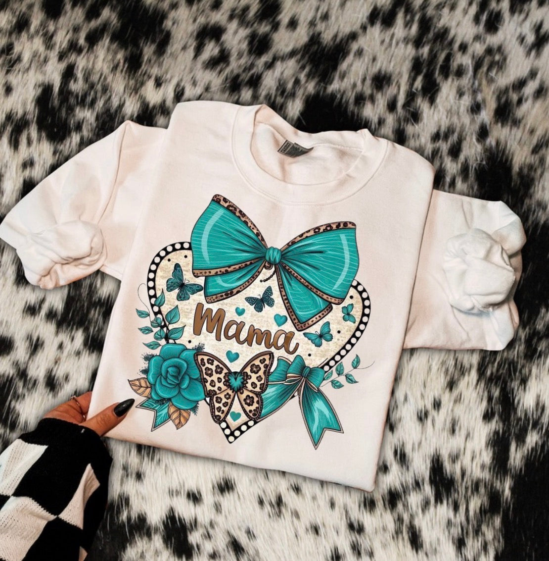 Mama western heart t shirt or crew